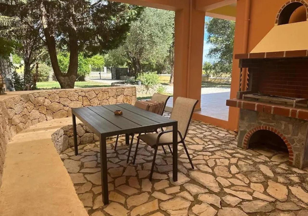 Villa Vaios *