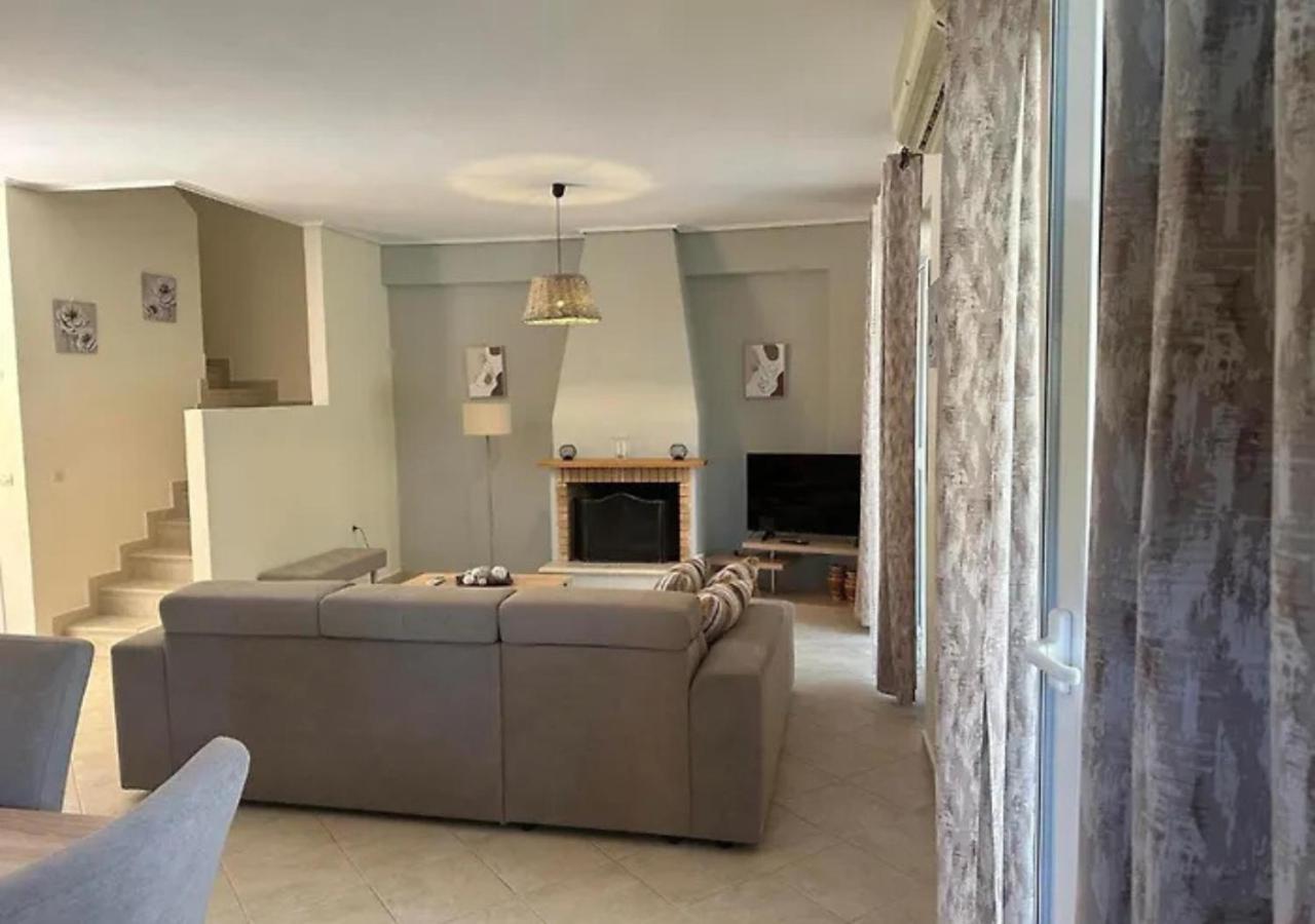 Villa Vaios *